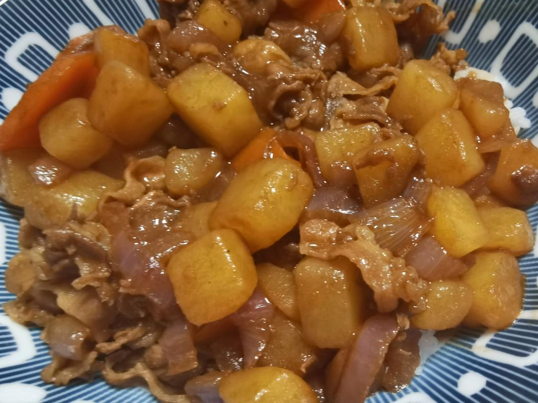 好吃到舔碗底的土豆肥牛拌饭