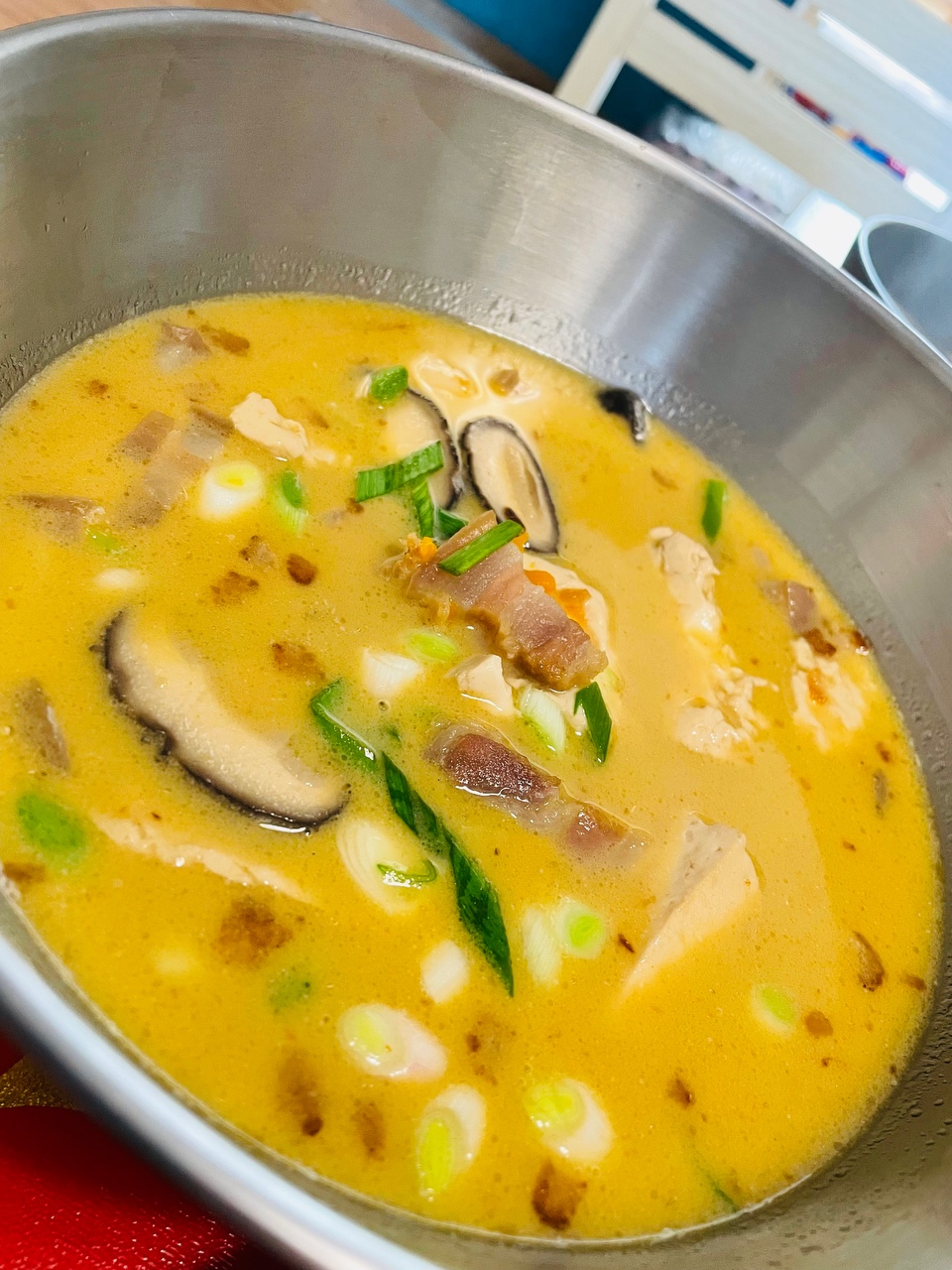 咸肉卤水豆腐汤的做法