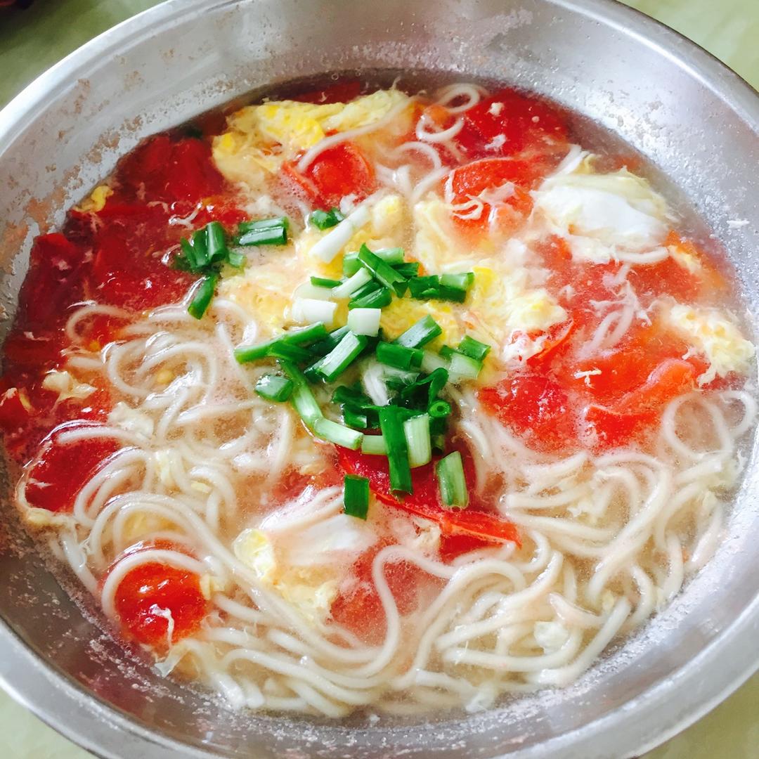 简单早饭西红柿鸡蛋挂面