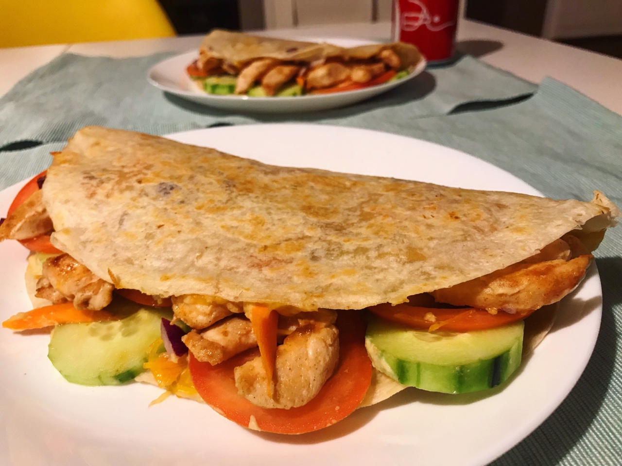 奶酪鸡肉墨西哥卷饼Bird and Brie Quesadillas（无油）