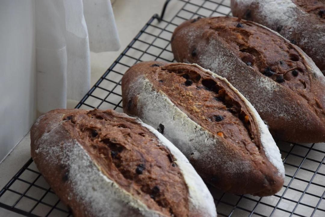 【巧克力橙皮软欧】｜连小朋友都喜欢吃的欧式面包