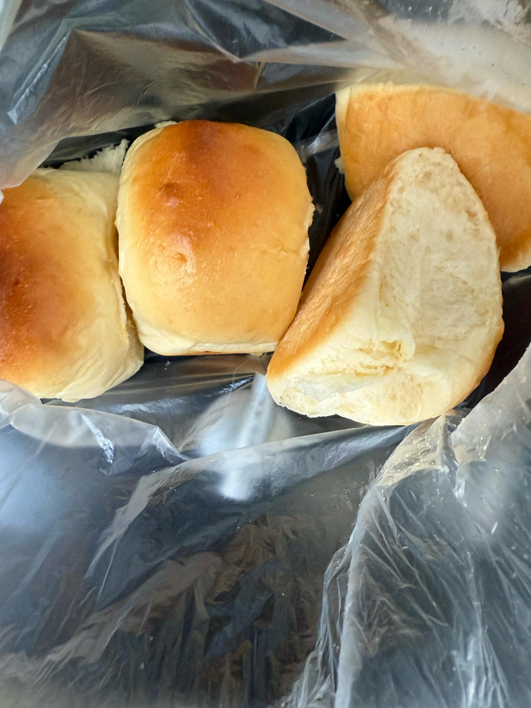 🥛超简单快手，柔软拉丝，一次发酵，牛奶小餐包