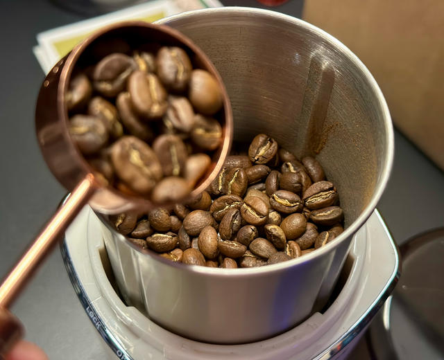 一杯浅烘咖啡☕️|求推荐小众咖啡豆!快来安利你私藏的宝藏豆子~🫘的做法