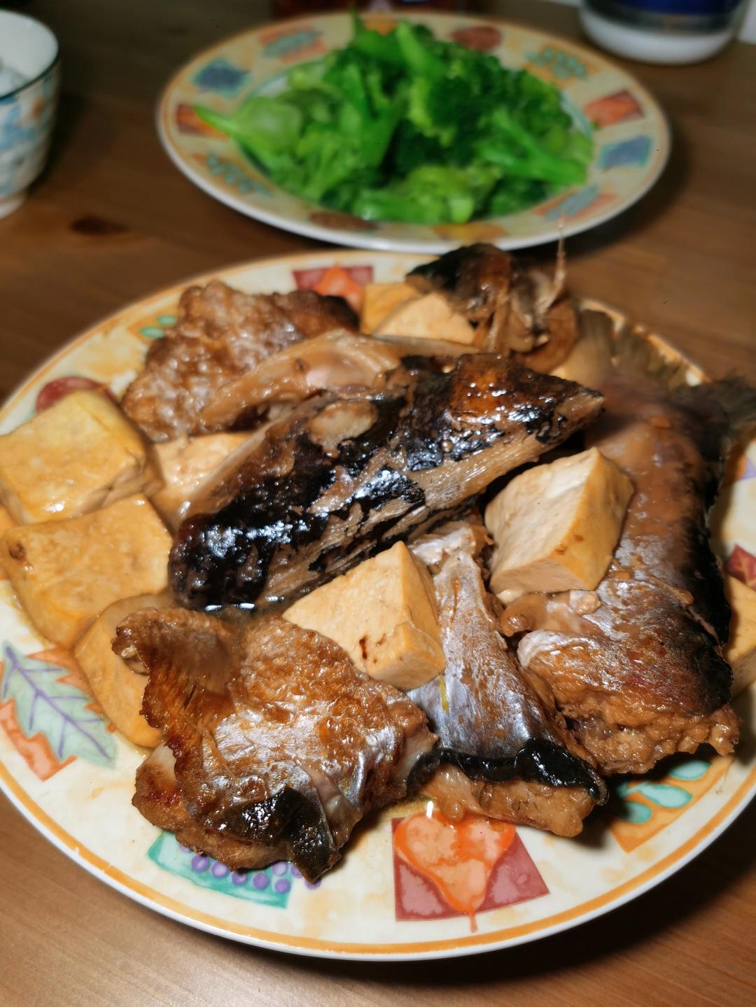 家常炖清江鱼