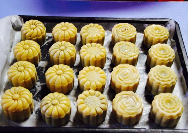 广式月饼——蛋黄莲蓉月饼