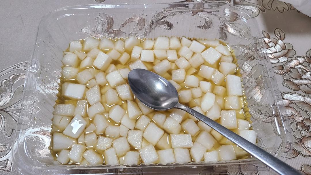 白萝卜蜂蜜水