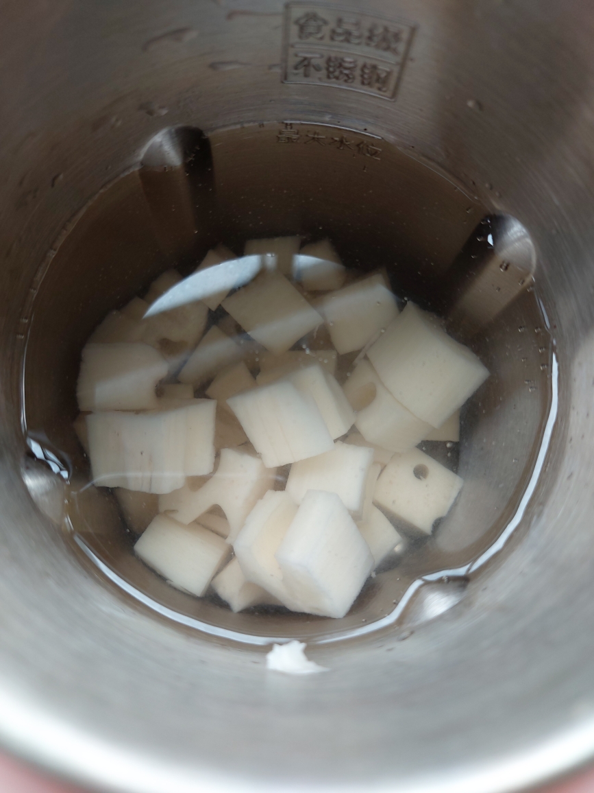 簡單好味冰糖桂花蓮藕飲的做法 步骤3