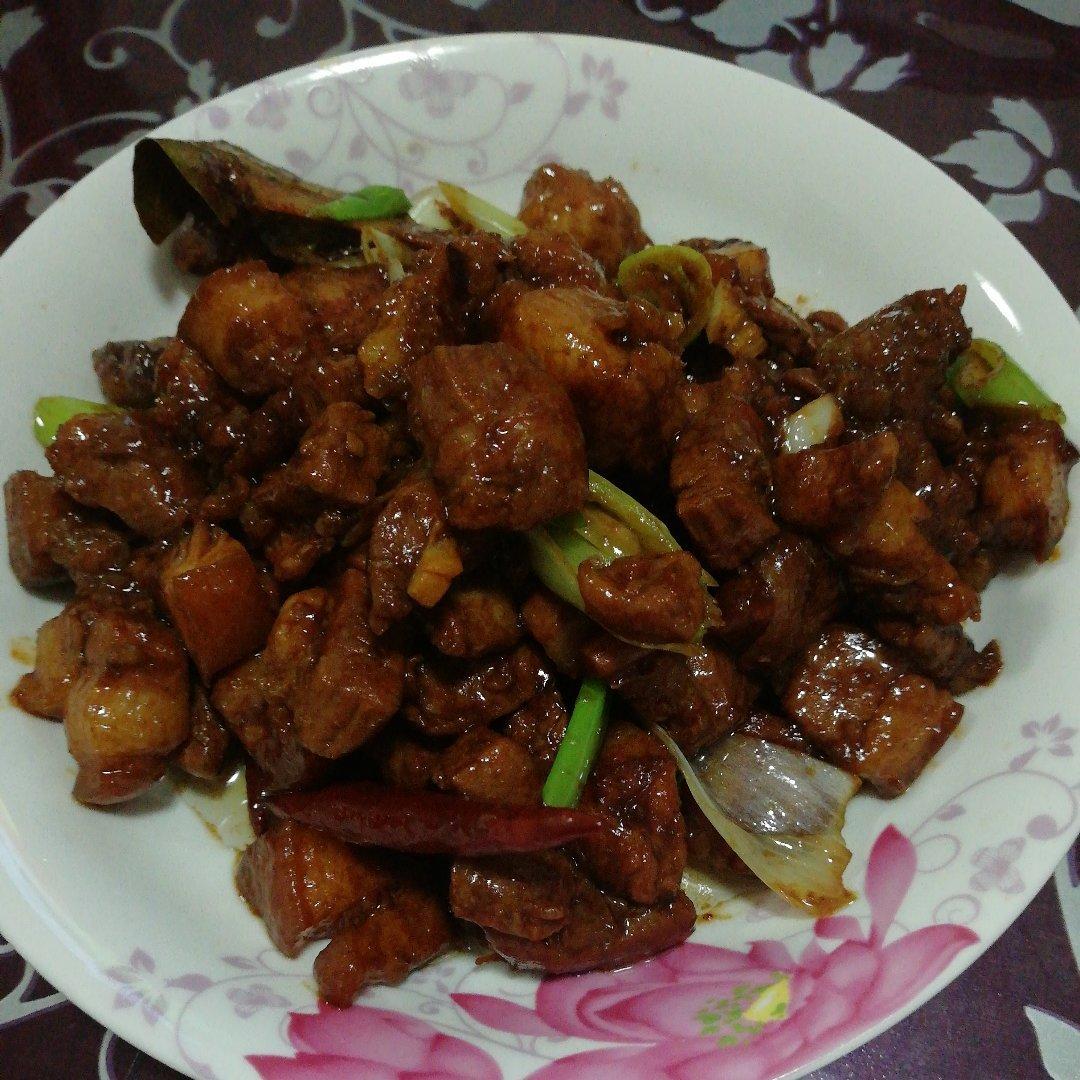 不焯水不放油的家常红烧肉