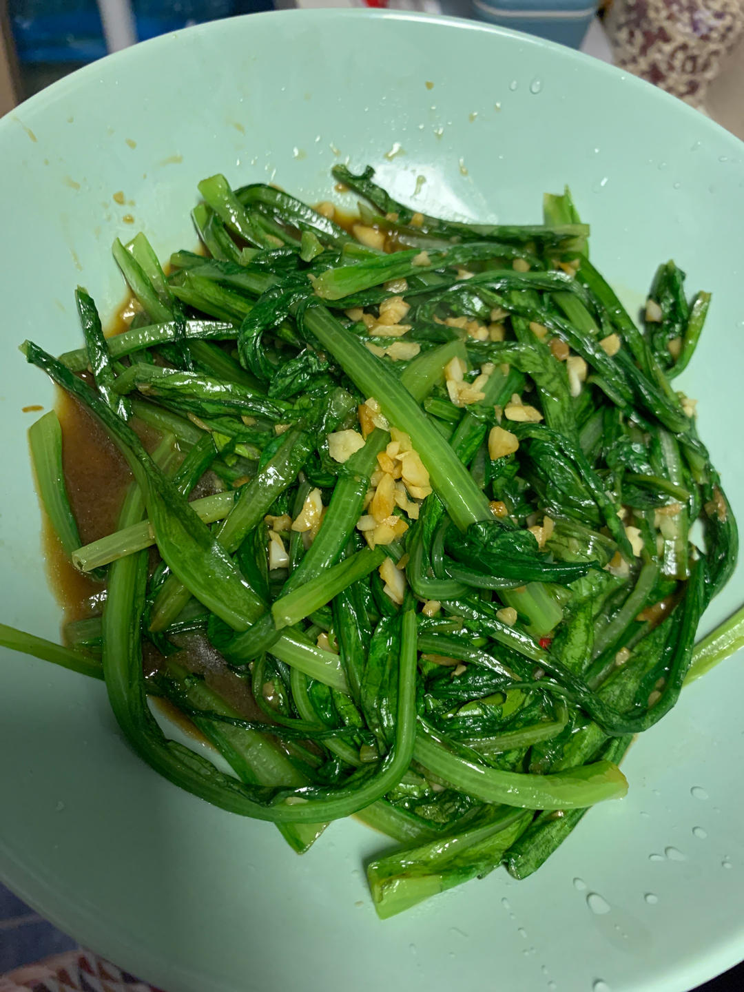 蒜蓉耗油清炒油麦菜，减脂快手菜，宝宝超爱，傻瓜步骤，屡试不爽，好吃且下饭，鲜香爽口！！