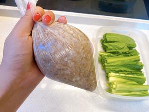 小白菜汆羊肉丸子汤的做法 步骤3