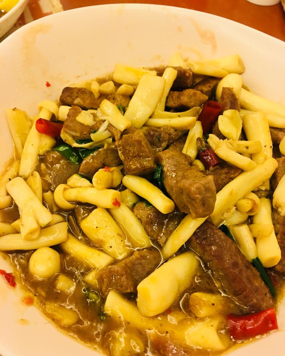 蚝汁海鲜菇炒牛柳