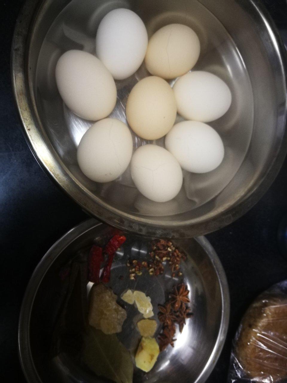 五香卤蛋，没有茶叶的茶叶蛋