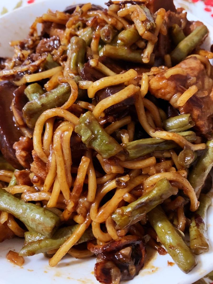 豆角焖面
