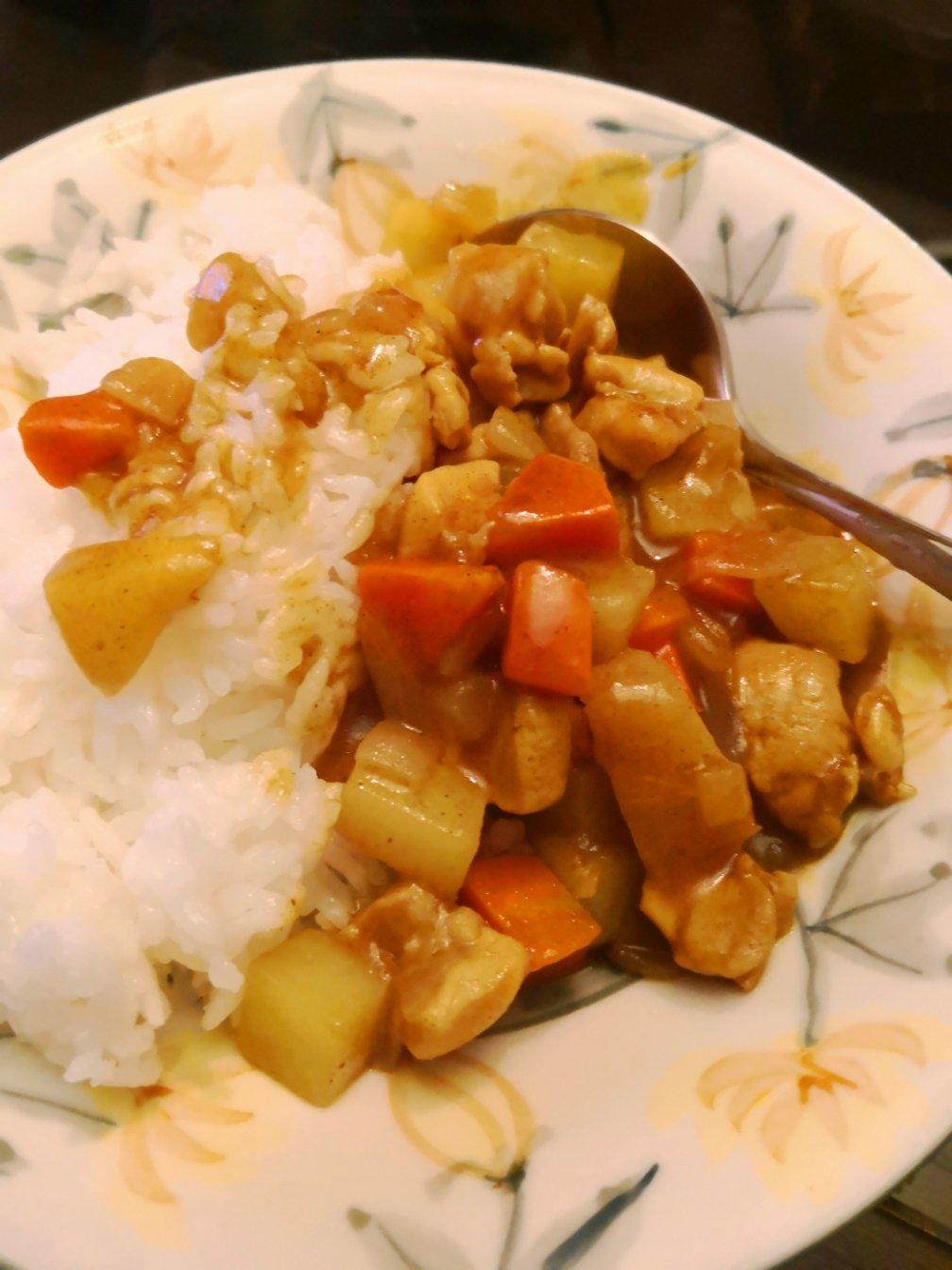 椰浆咖喱鸡肉饭