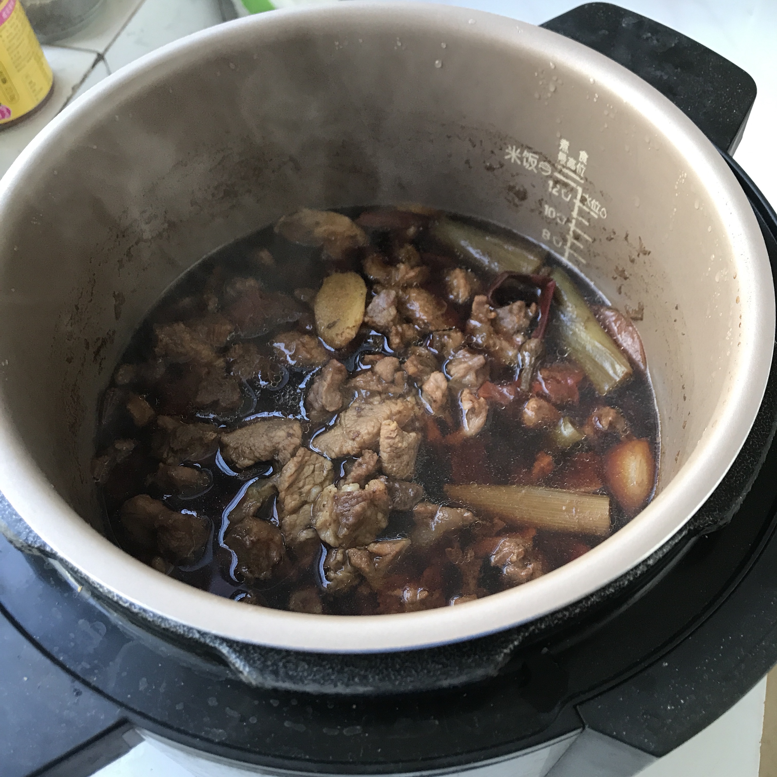 不焯水不放油的电压力锅炖牛肉的做法 步骤14
