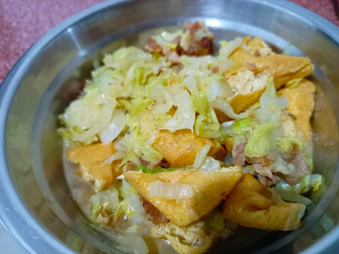 好吃到连汤汁都不剩的白菜焖豆泡，给肉都不换