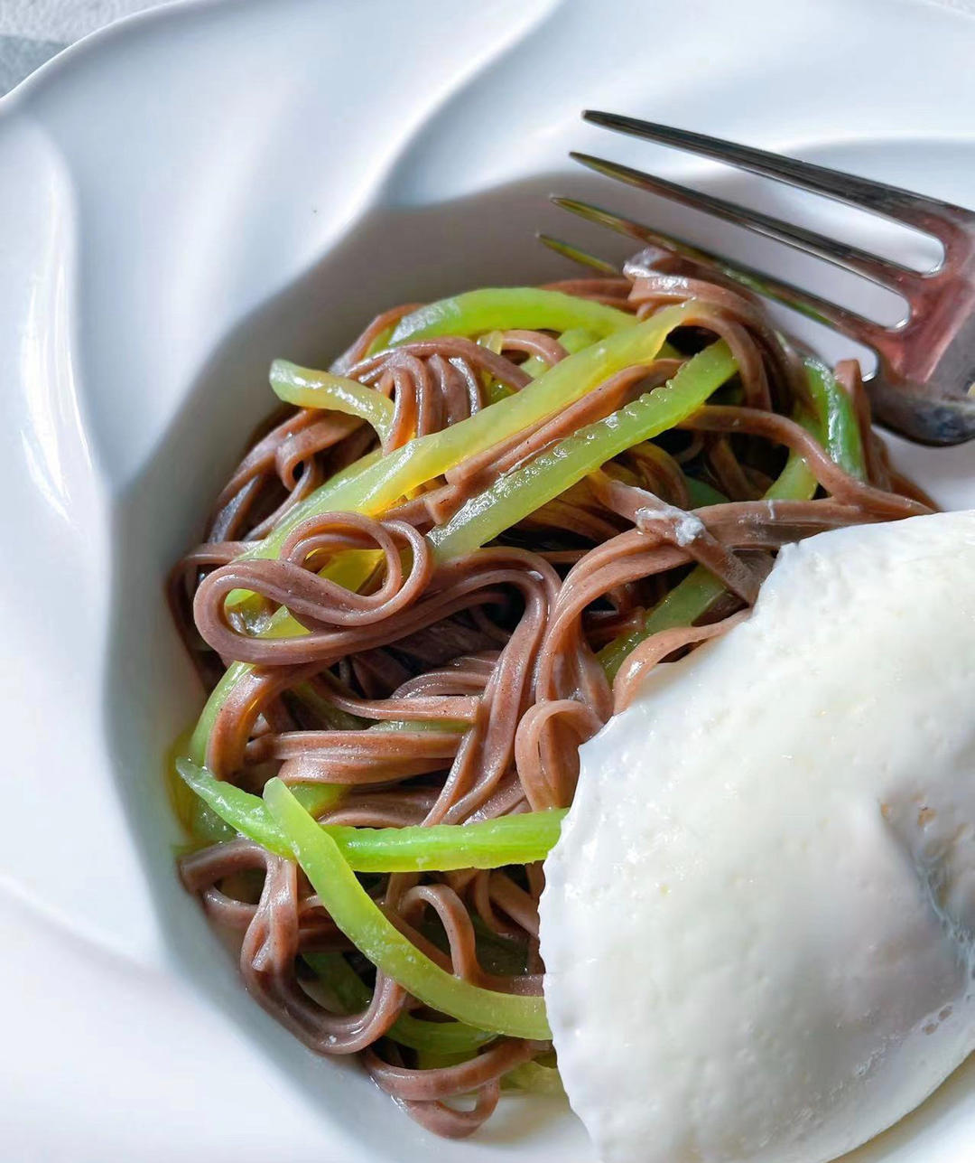 纯天然五彩果蔬面条