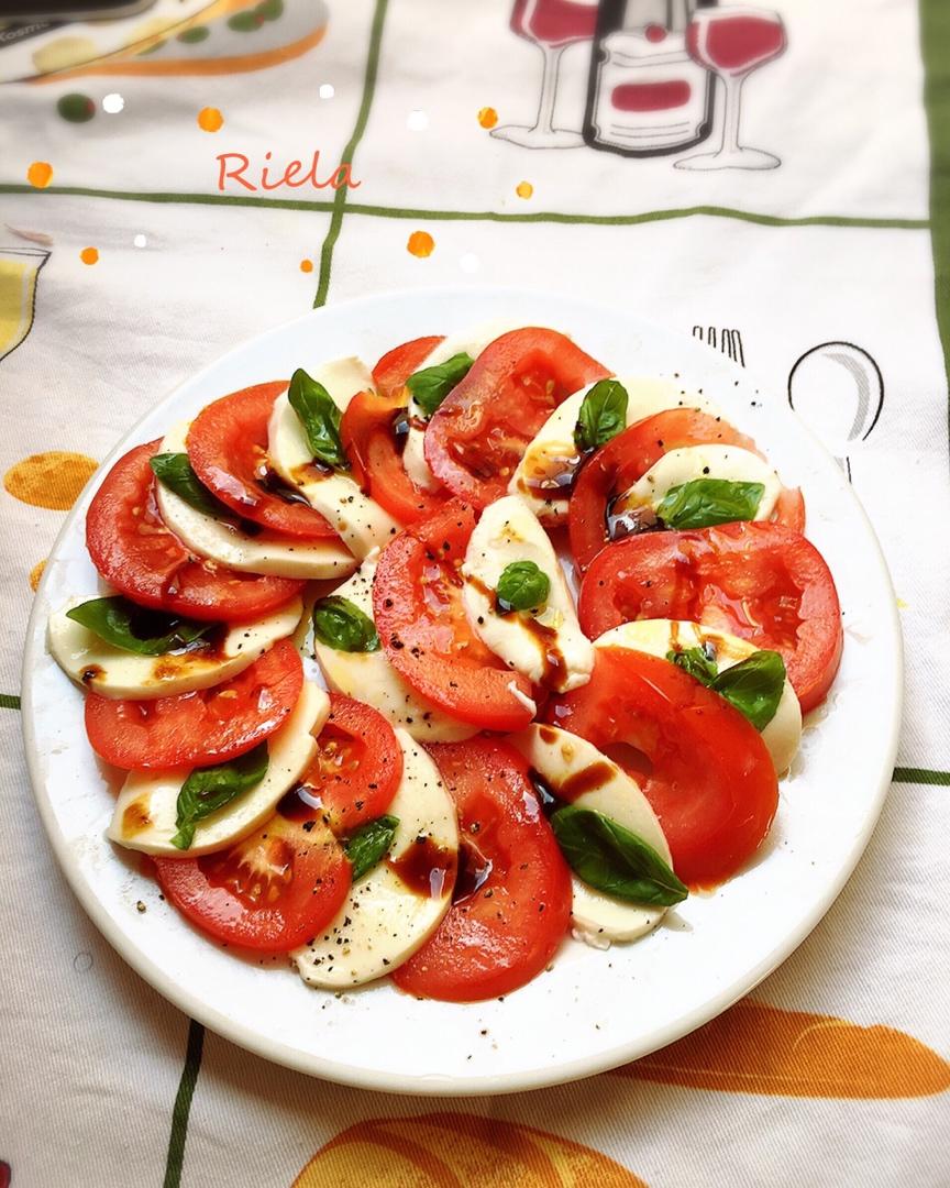 意大利卡普里色拉Caprese Salad