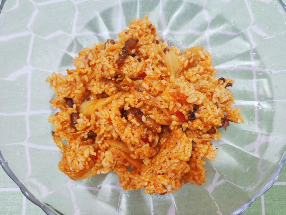 辣白菜五花肉炒饭