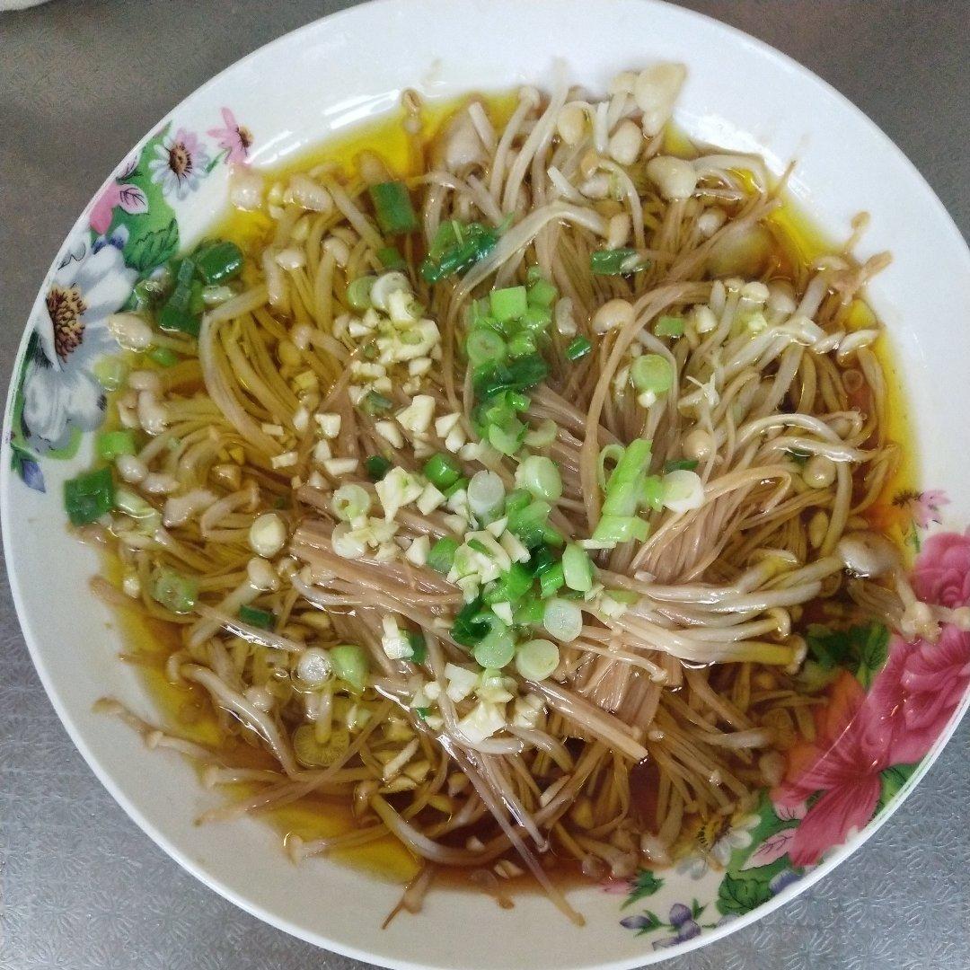 油泼金针菇