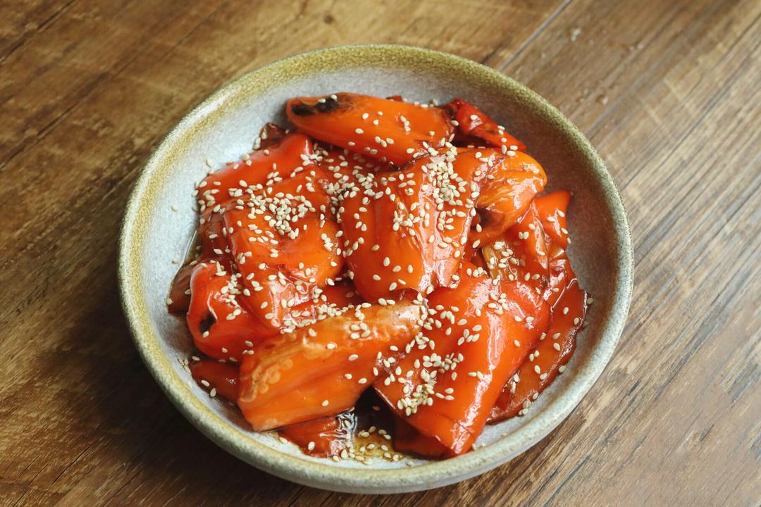 家常煎红辣椒的做法