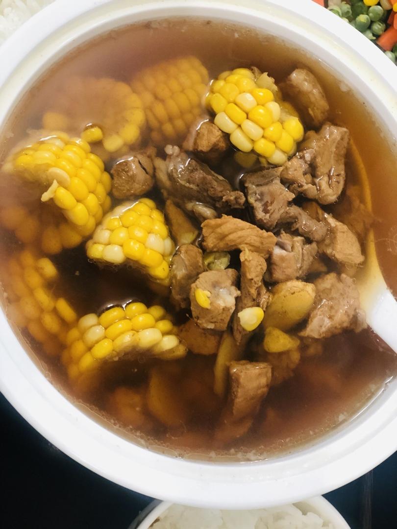 玉米排骨汤