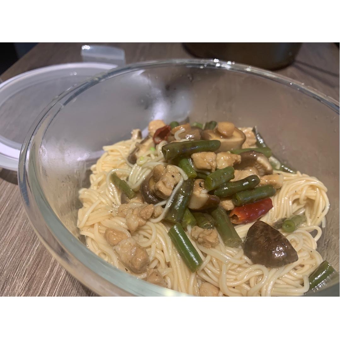 家常豆角焖面