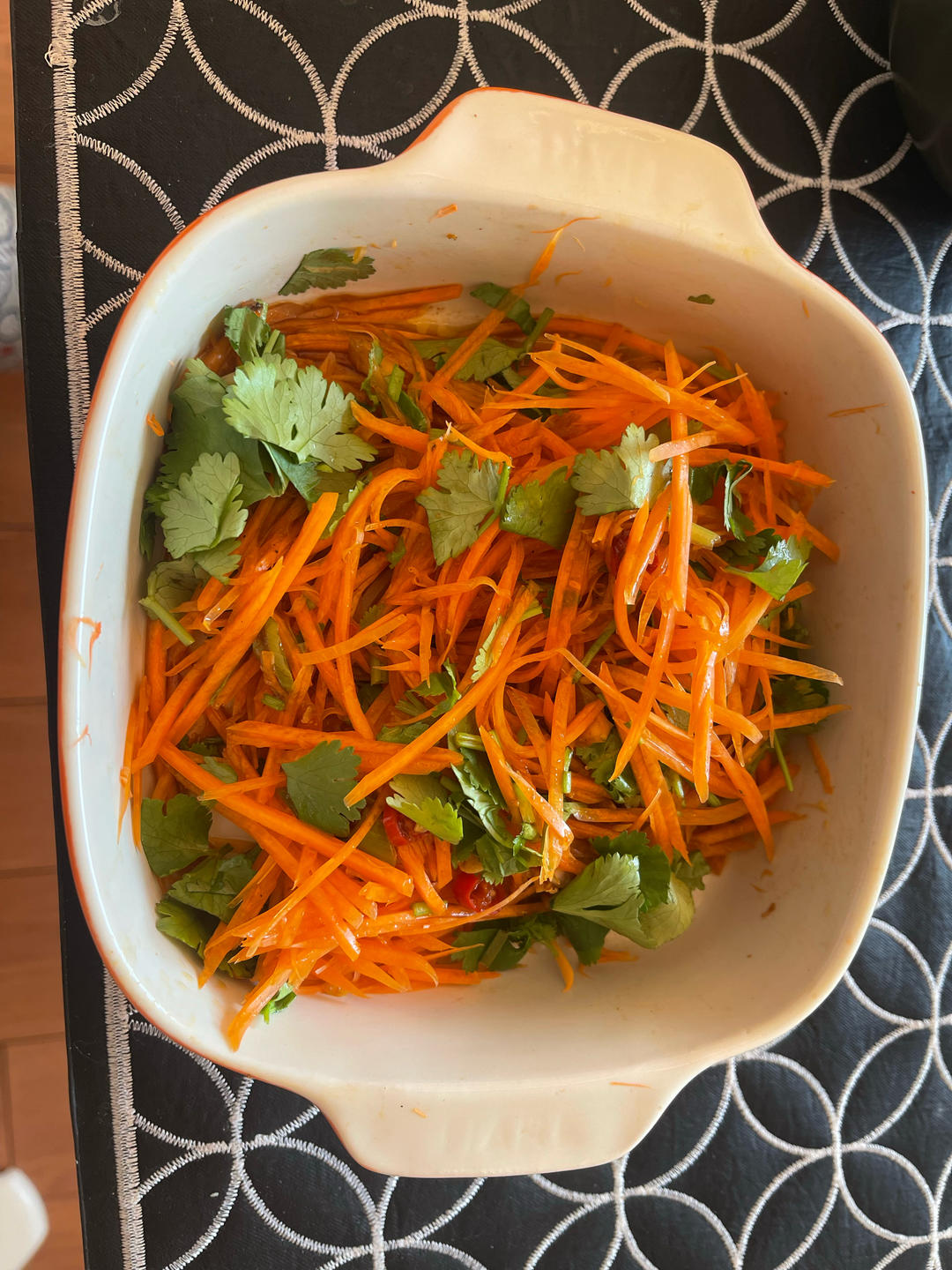 凉拌胡萝卜丝(减脂餐)