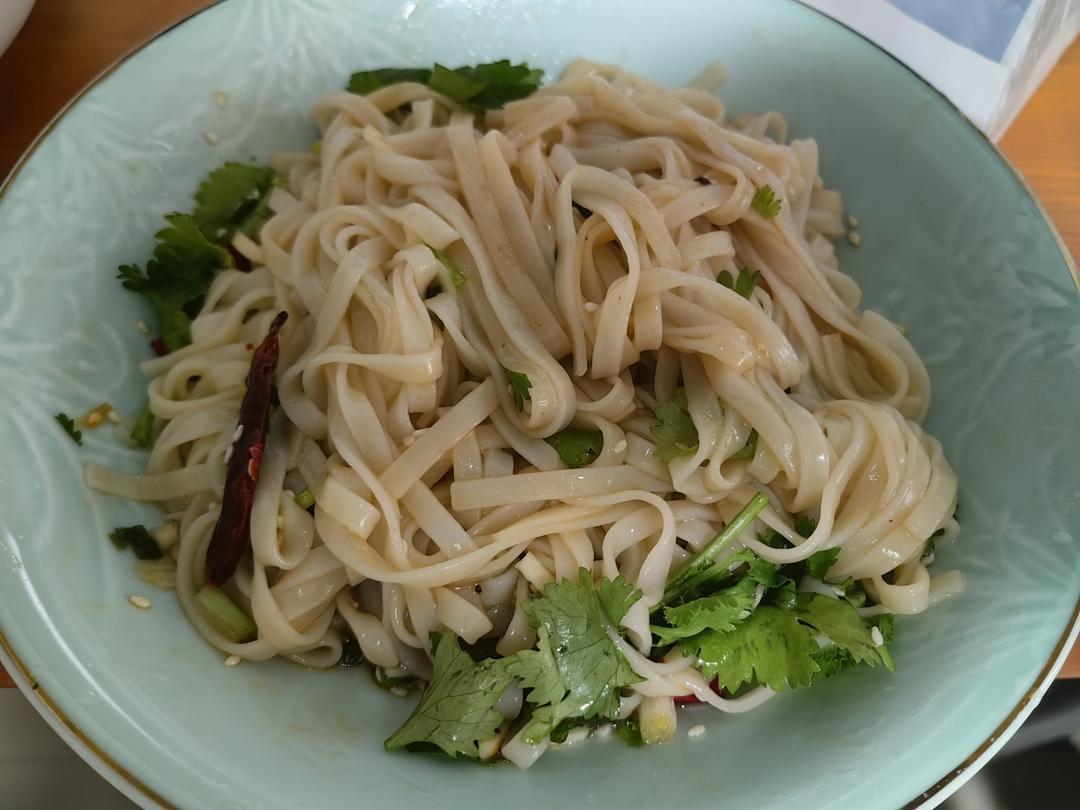 巨好吃㊙️酸辣凉拌面❗️十分钟搞定，简单快手❗️