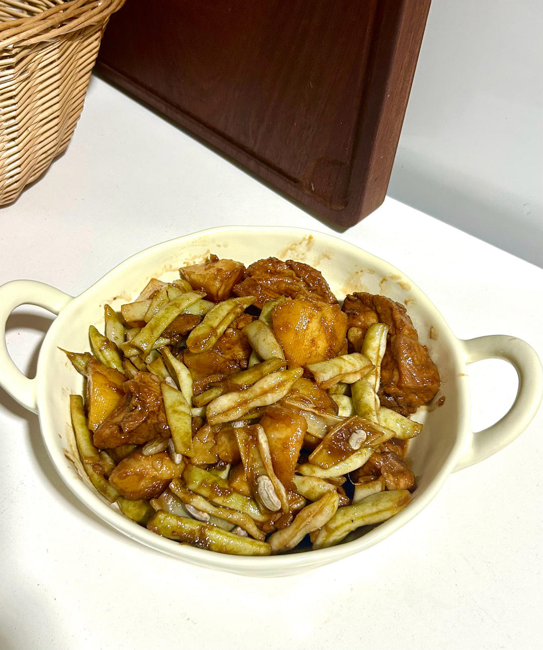 硬菜代表--排骨炖豆角土豆（豆角焖面胚子）