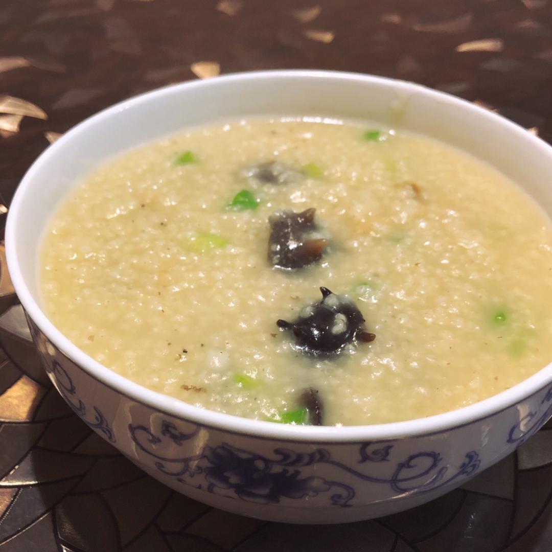 营养可口的——小米海参粥