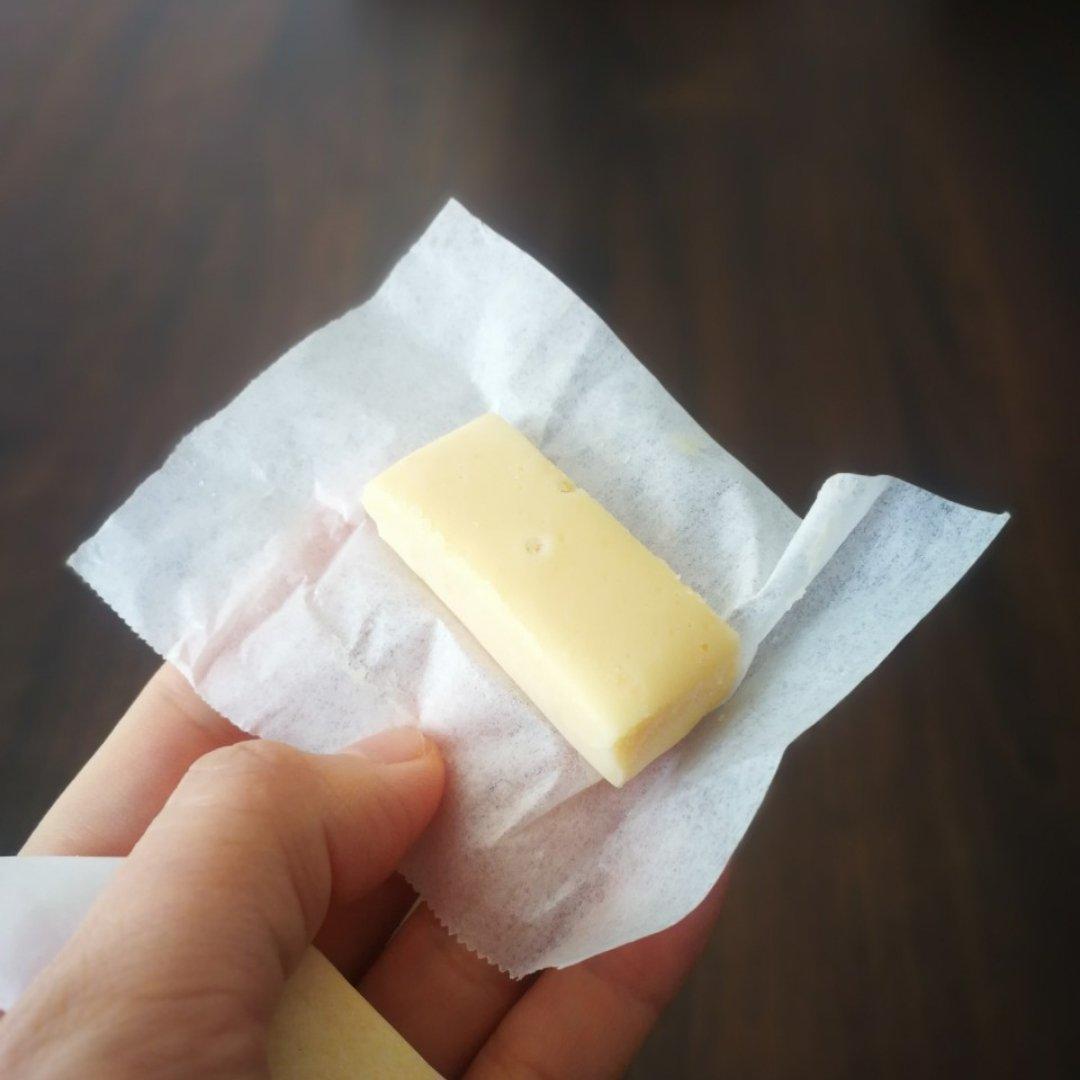 消耗淡奶油：入口即化的牛奶糖