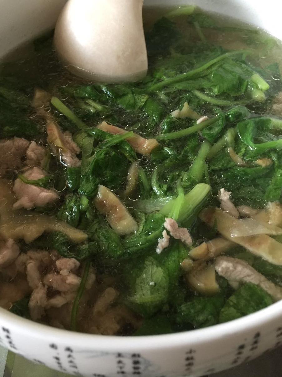 青菜榨菜肉丝汤