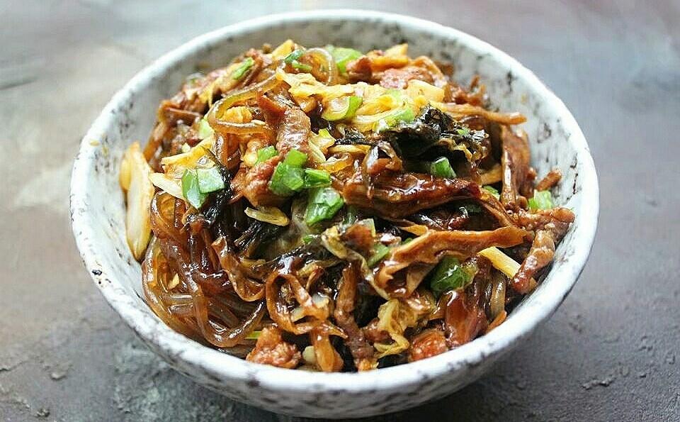 梅干菜炒粉丝