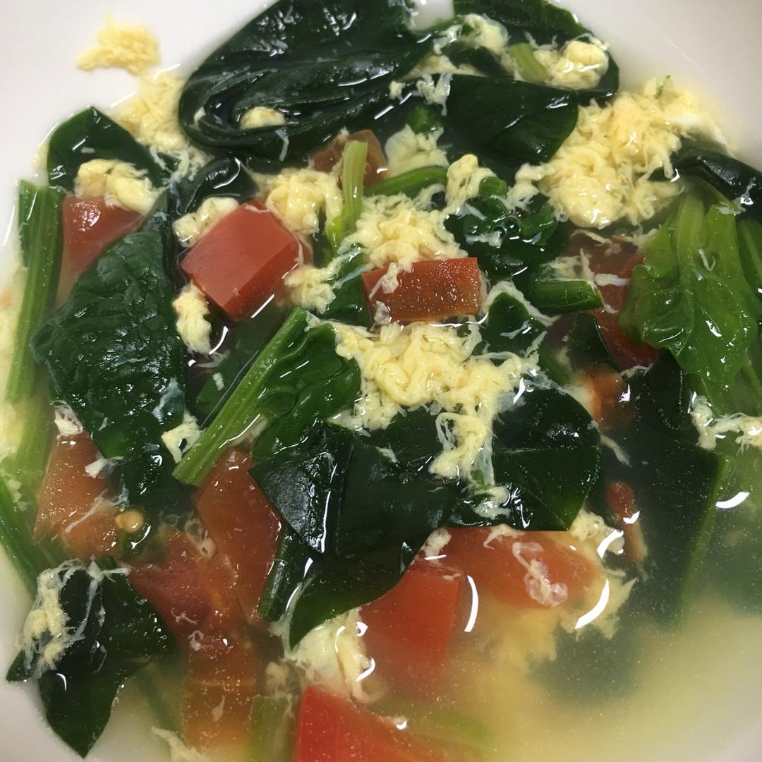 远山-乐乐做的番茄鸡蛋菠菜汤