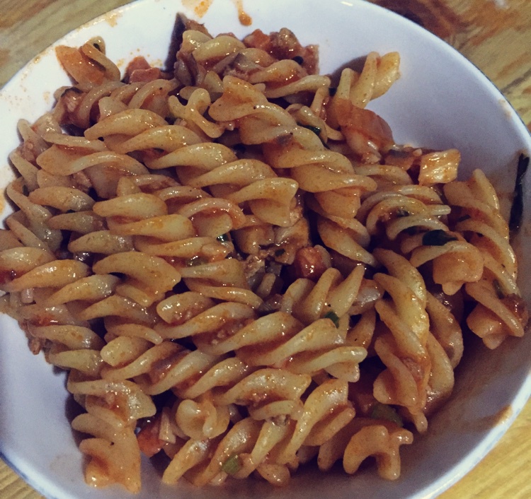 番茄蘑菇螺丝意面