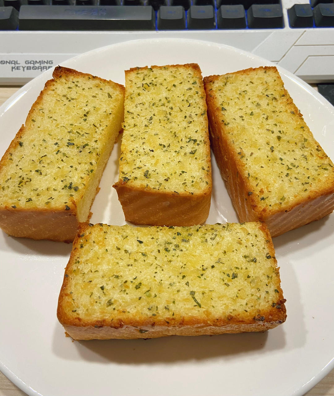 蒜香黄油吐司片