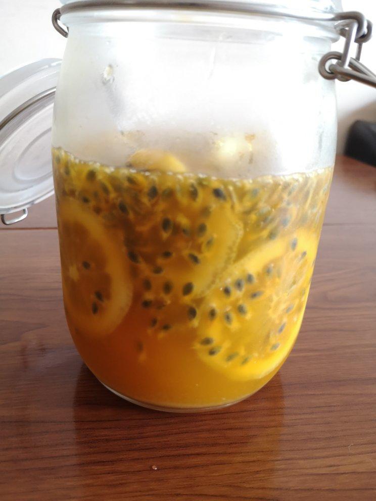 百香果柠檬蜂蜜茶