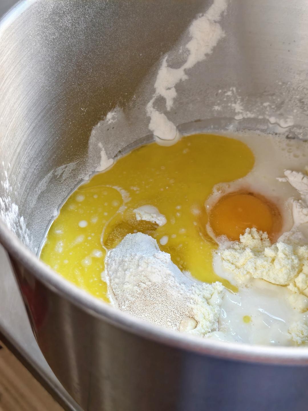 纯奶手撕吐司的做法 步骤1