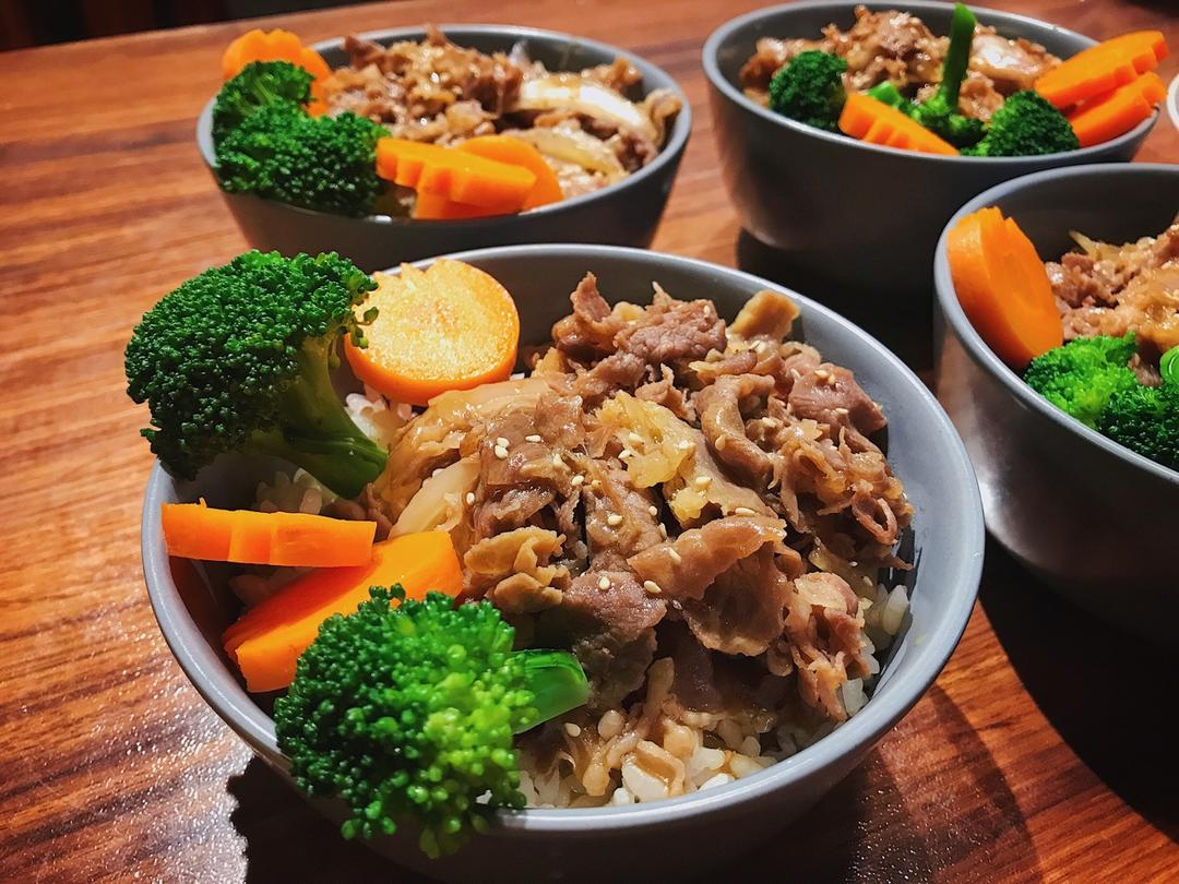 谁还想哭呢做的堂妈金牌牛肉饭