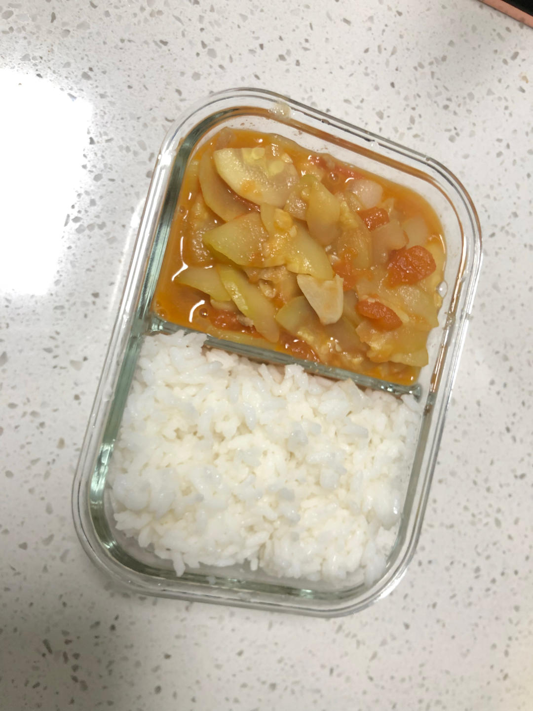 快手西葫芦炒西红柿 超简单的做法