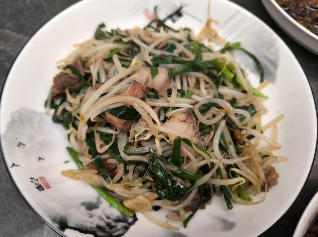 韭菜豆芽炒肉丝🔥