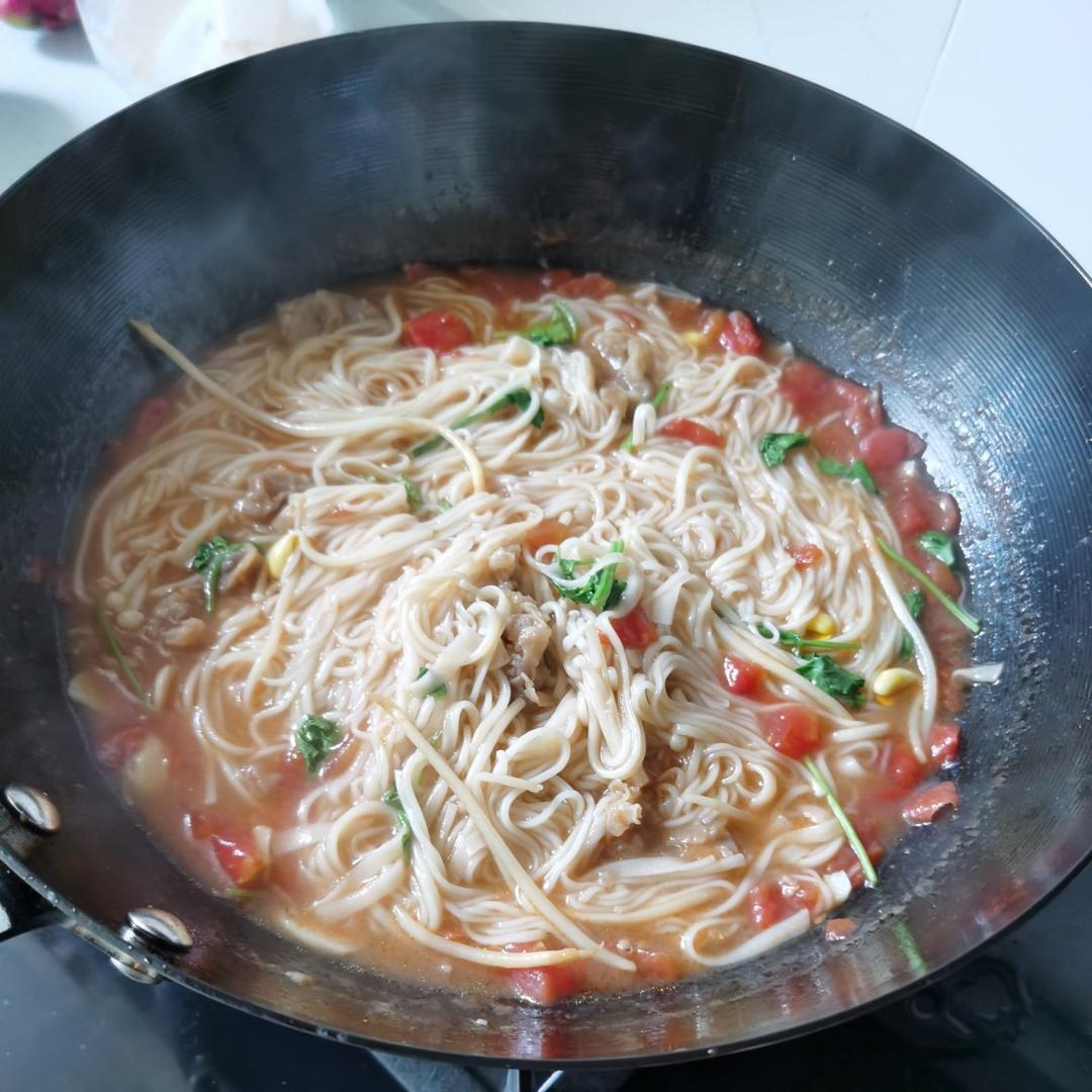 番茄肥牛面