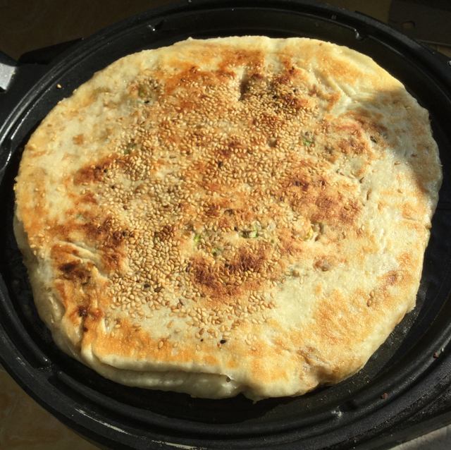 发面版葱油饼