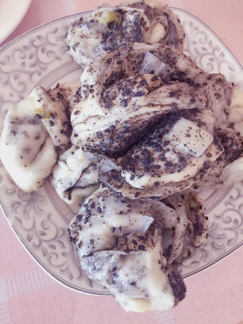 花生芝麻盐花卷