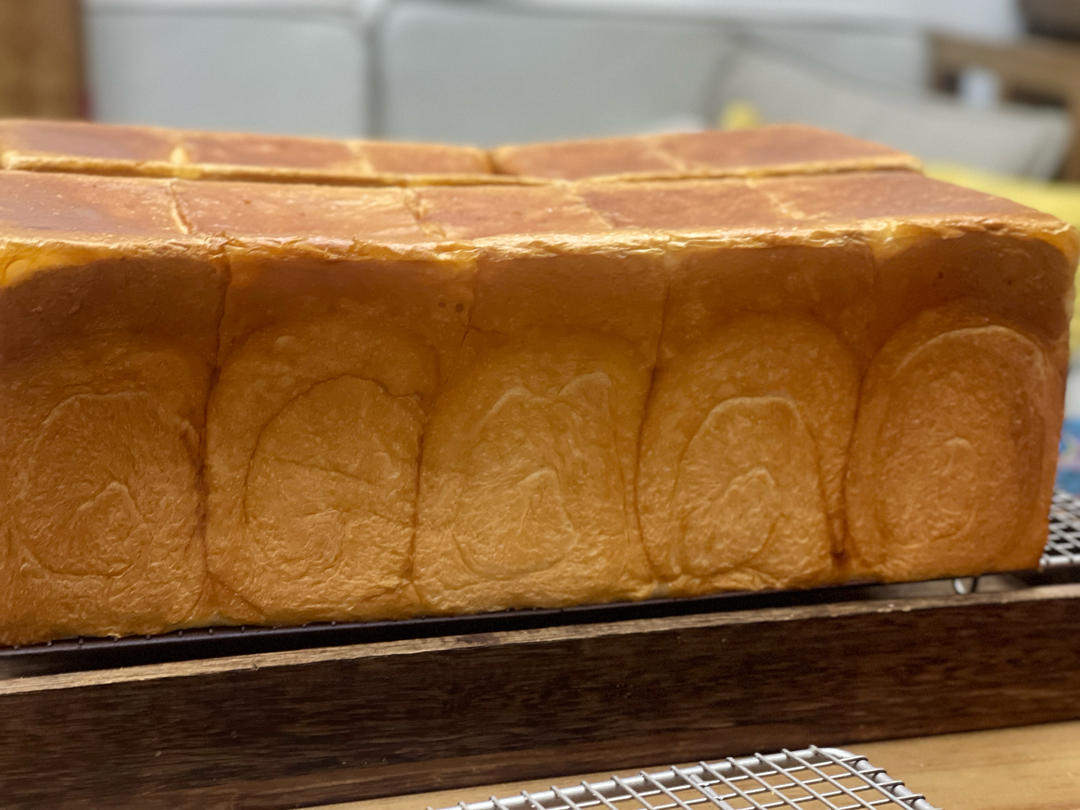 好吃到犯规的网红「生吐司」