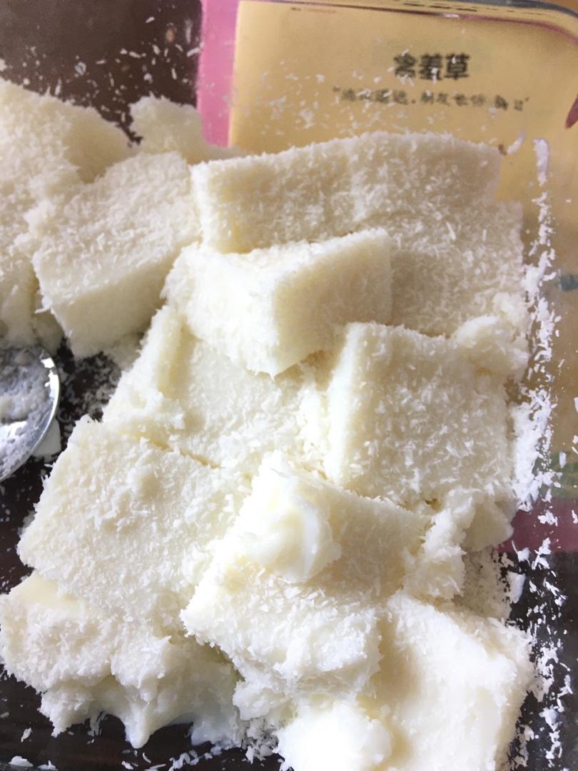 椰奶冻（一款毫无难度的甜点）