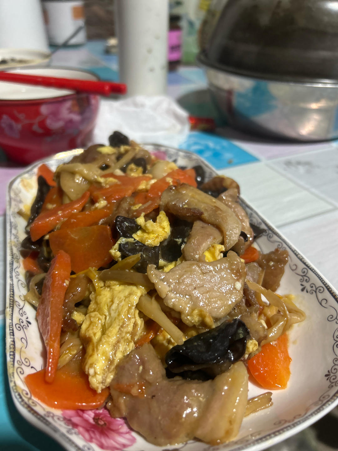 适合小朋友口味的简易版木须肉，新手烹饪必学家常菜，一盘5种食材，鲜香下饭