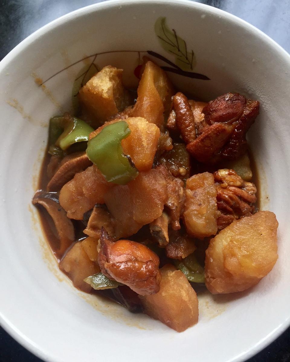 黄焖鸡米饭