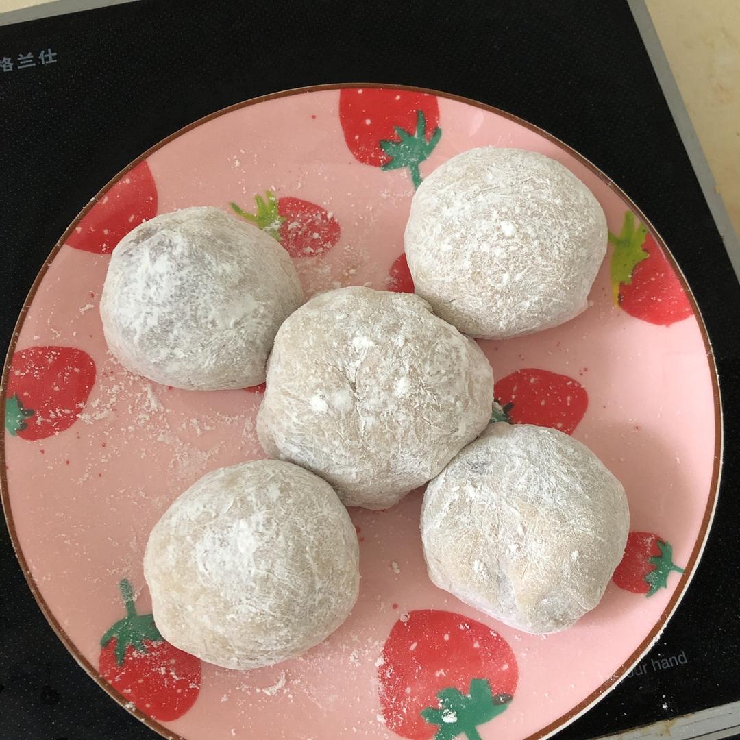 腹黑白胖子——奥利奥雪媚娘
